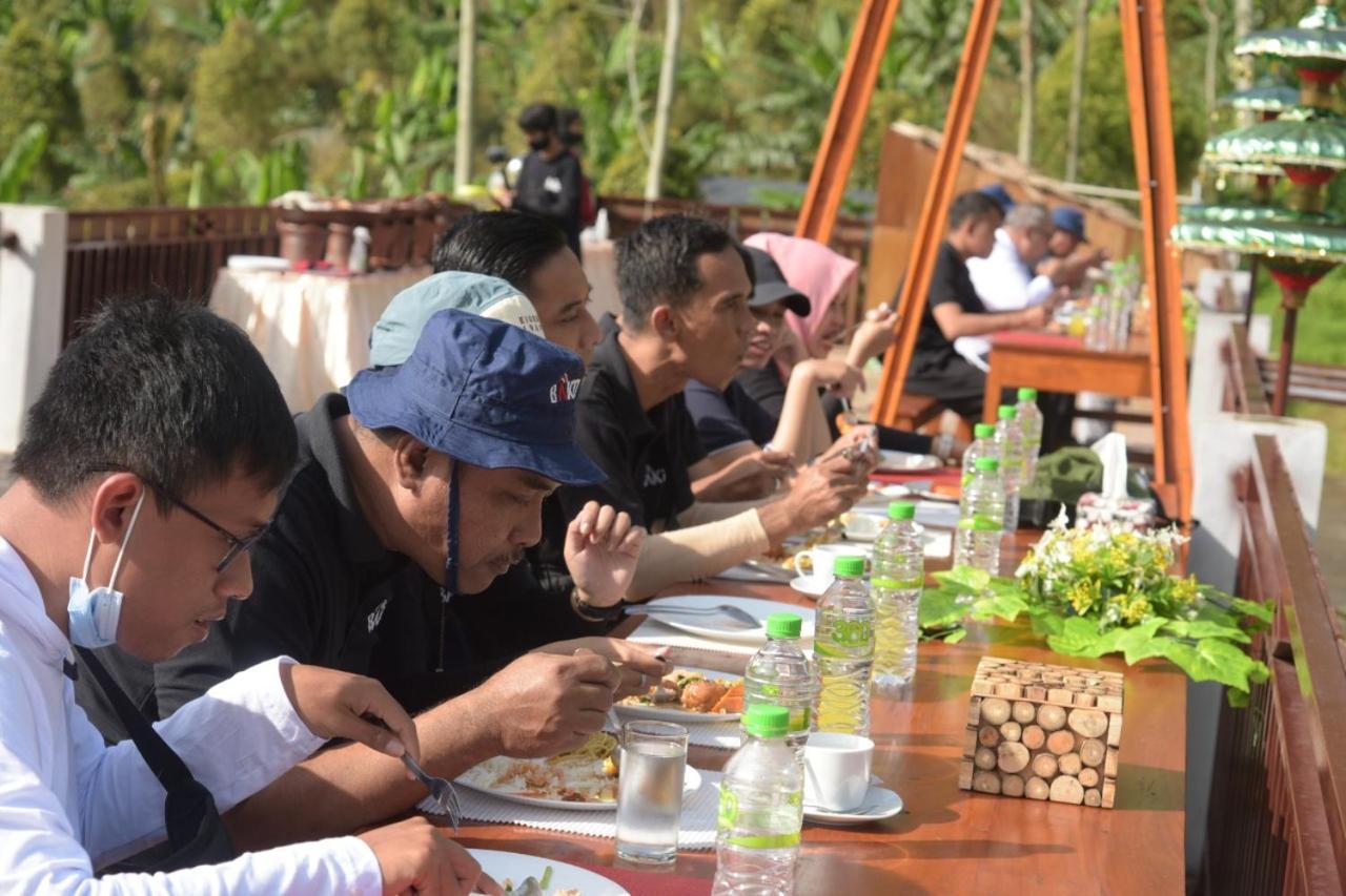Lembah Indah Glamping Resort